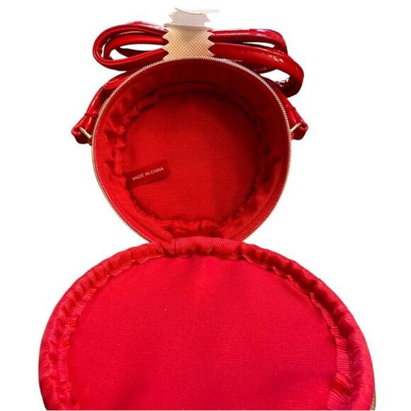 Marc Jacobs Red Patent Leather Mini Canteen Crossbody Bag Purse NWT - Picture 2 of 2